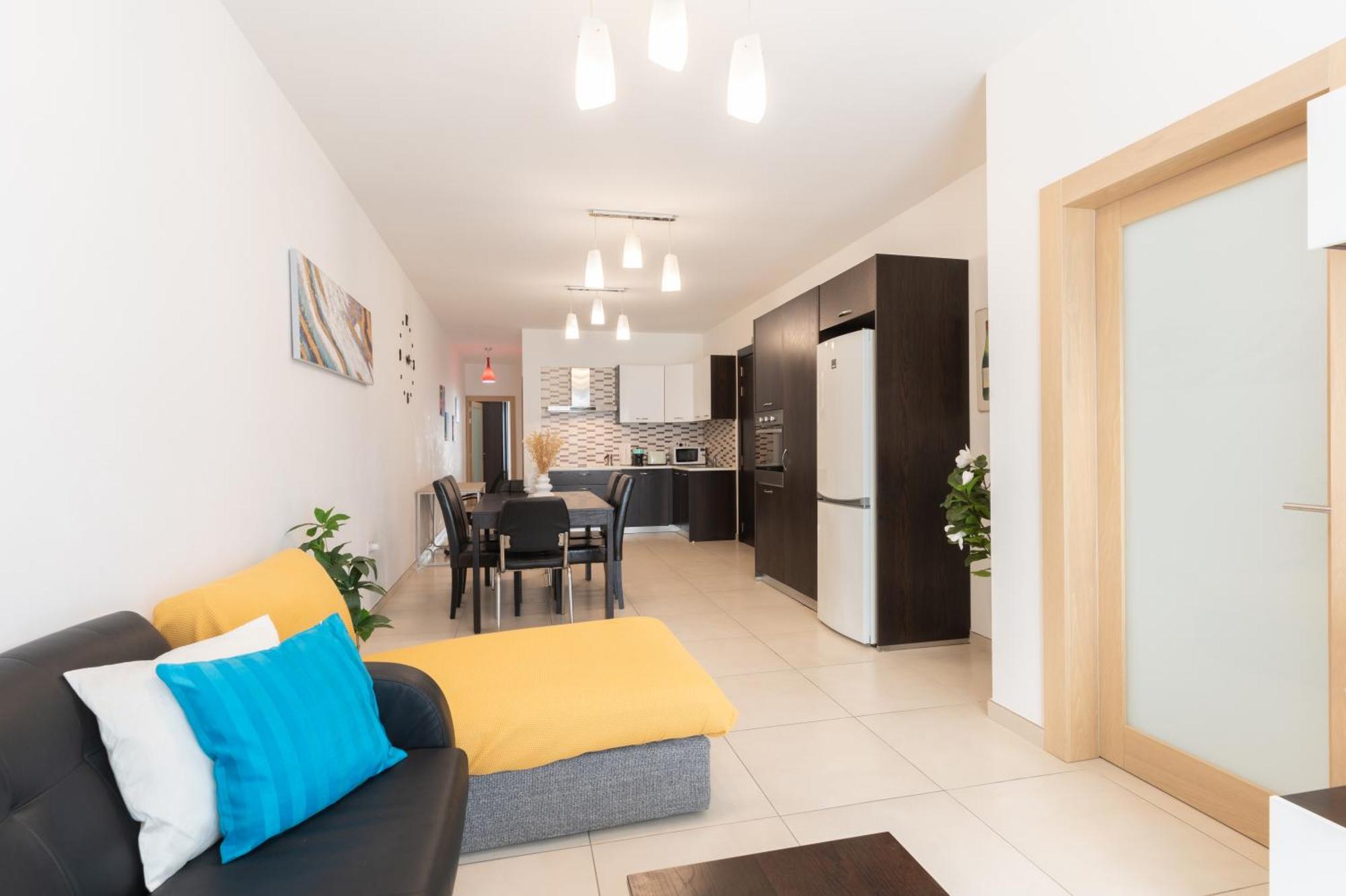 2 Bedroom In Central St Julians Prime Location In Paceville Apt 3 By Vaganza Saint Julian's 외부 사진