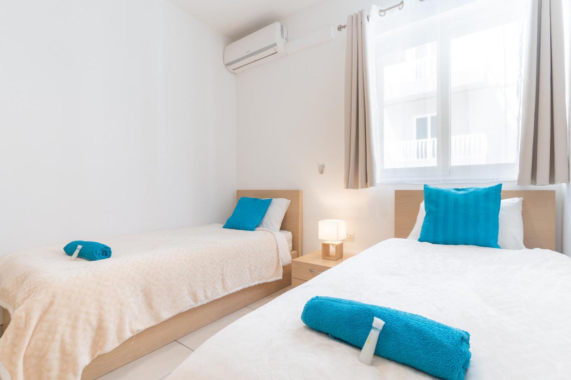 2 Bedroom In Central St Julians Prime Location In Paceville Apt 3 By Vaganza Saint Julian's 외부 사진