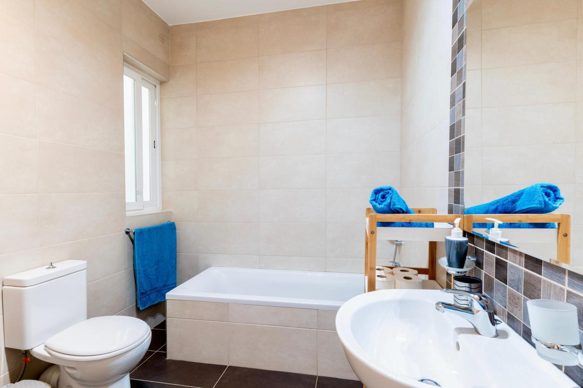 2 Bedroom In Central St Julians Prime Location In Paceville Apt 3 By Vaganza Saint Julian's 외부 사진